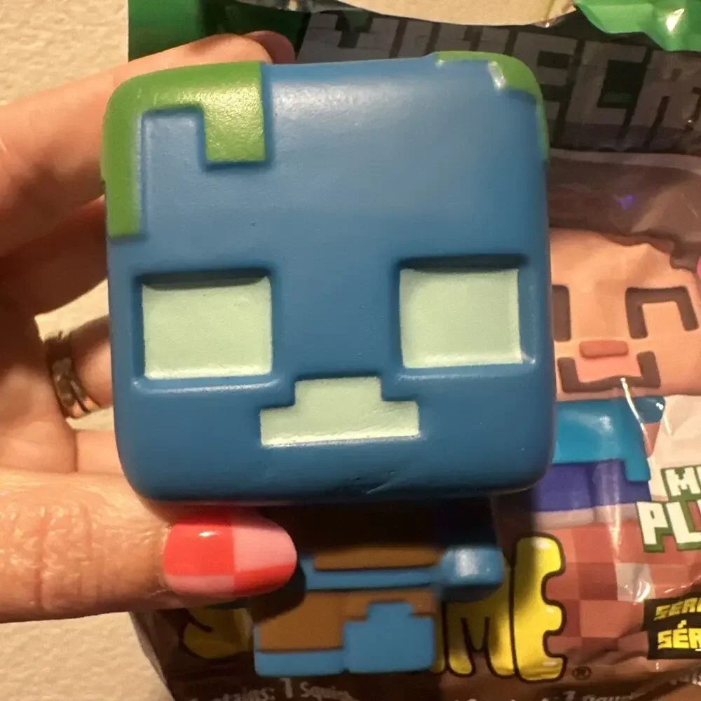 MINECRAFT SQUISHME Series 6 Figure Blind Bag 2025 3.5
